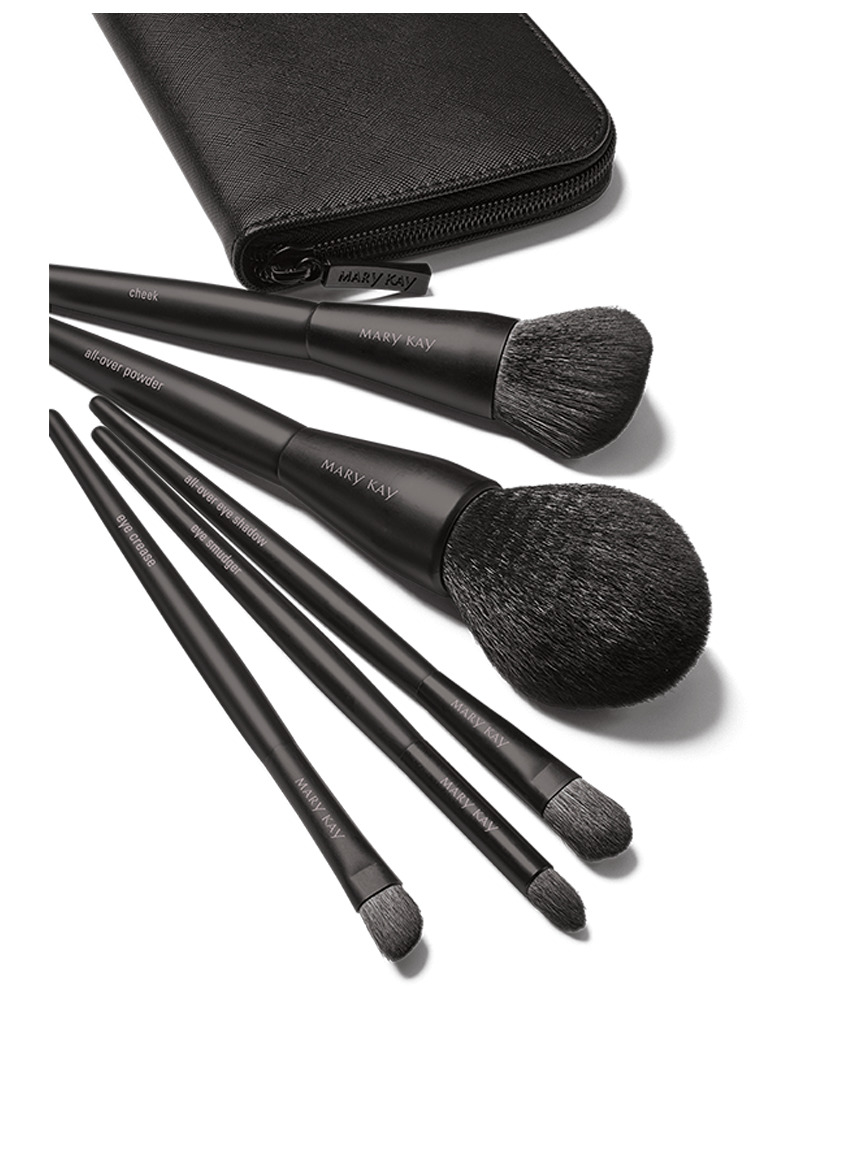 Mary Kay? Essential Brush Collection