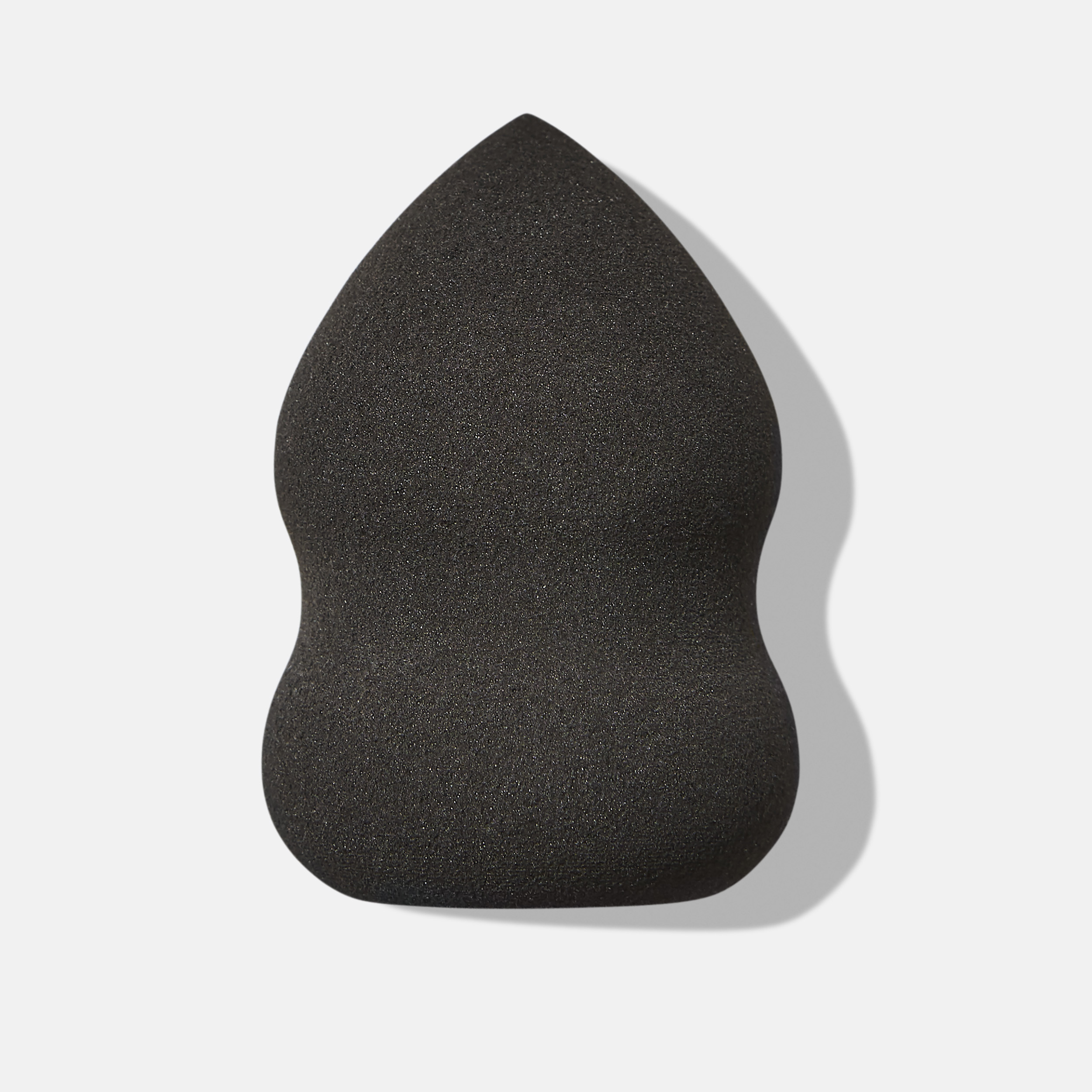 799909-UNL-GB-310-QSM-04-19-Brush-BlendingSponge-Hi-Res.jpg